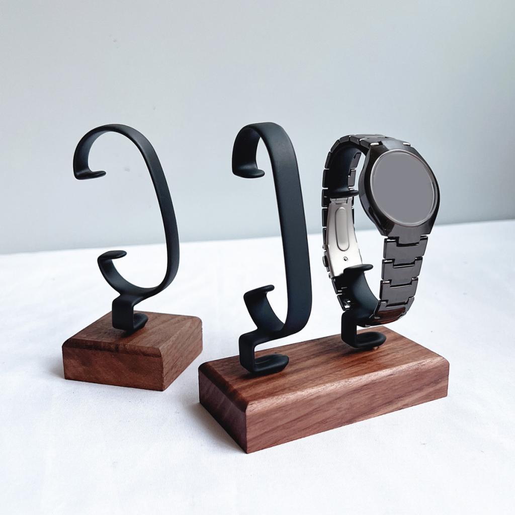 C-förmiger Uhrenständer für Ge – Jewelry Stores With Watches Bewertung und Preis