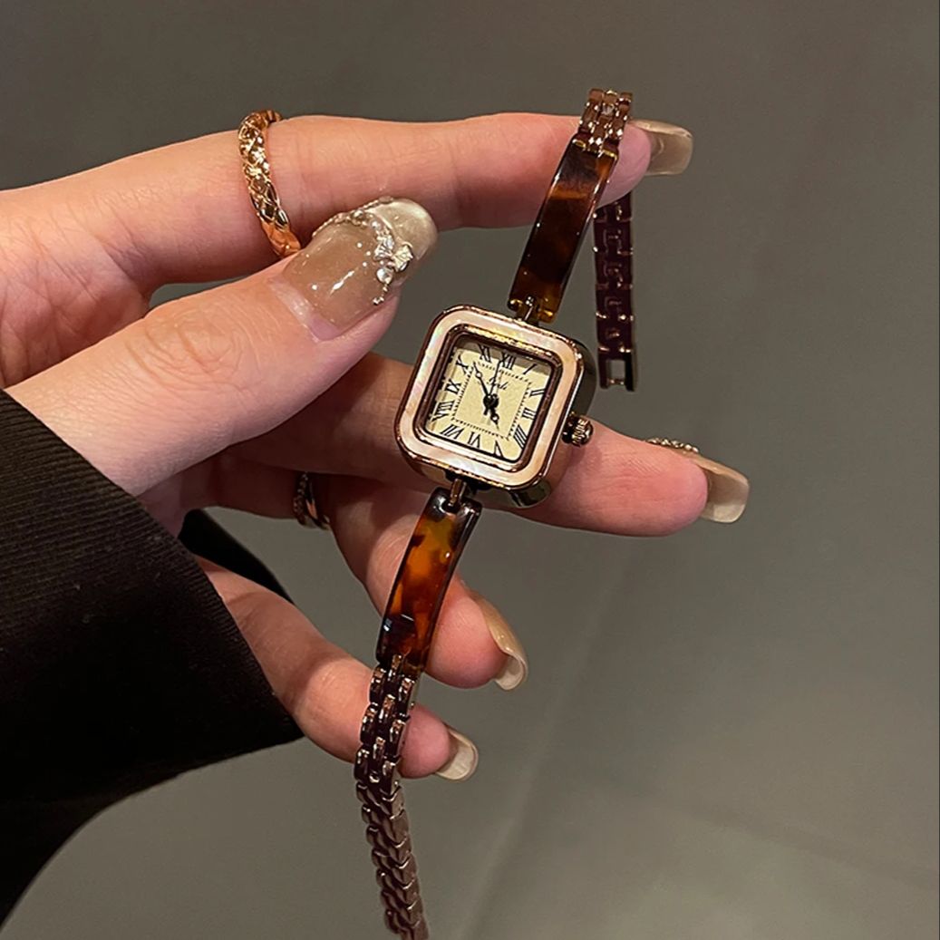 Luxuriöse Vintage-Damenuhren m – Jewelry Watches Vintage Bewertung und Preis